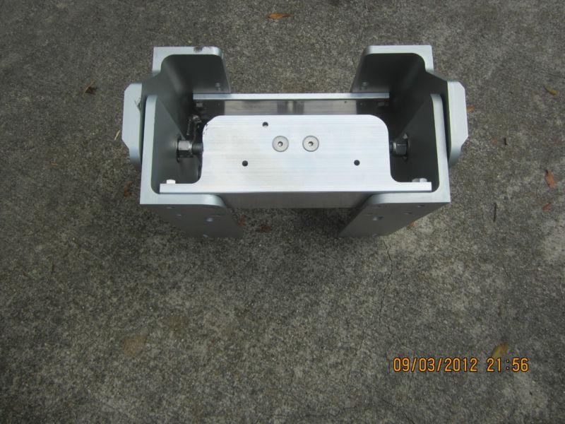 TH Marine Jackplate-Hydrojack 10