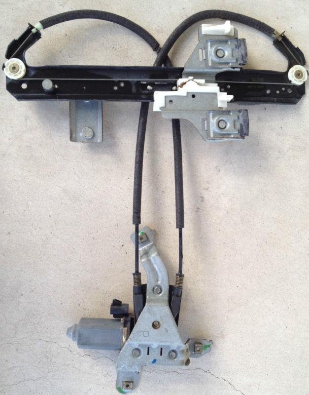 00 01 02 03 04 05 06 tahoe right rear electric door window regulator 11239
