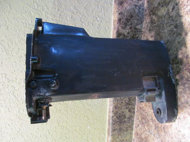 Johnson evinrude exhaust housing assembly 1993-07 9.9 15 hp 435430 **15229**