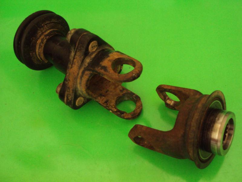 Suzuki eiger 400 4x4 05 drive shaft rear yoke