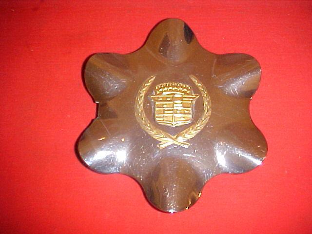 Cadillac escalade wheel cover hub cap center cap part # 9593754 chrome gold