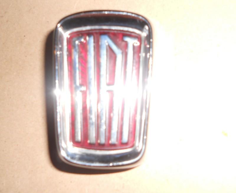 Fiat 1100/103 1100 103 front grill emblem badge