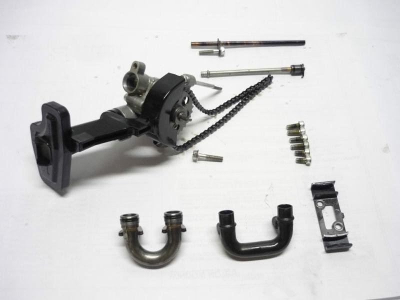 Find Yamaha YZF R6 oil pump strainer chain delivery pipes hardware 06