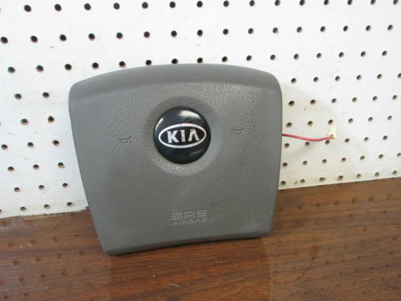 (665) 05 06 kia sorento driver air bag gray 56910-3e500nd