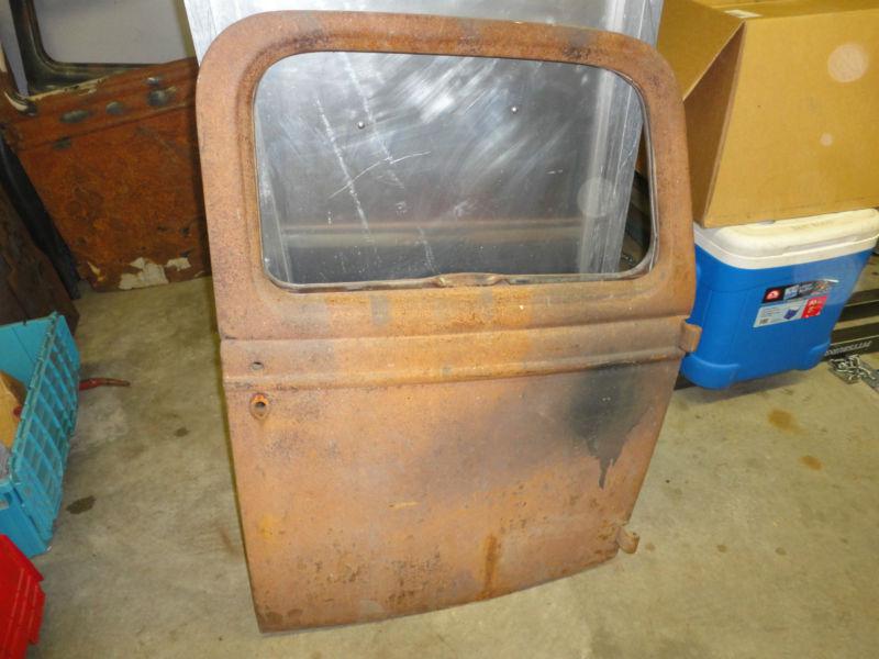 1936 ford pickup passenger door, original, very nice! will fit 1935 ford p/ups  