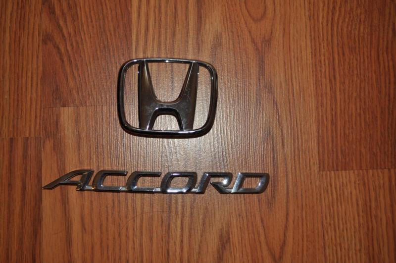 Sell honda accord trunk emblemlogo in Charlotte, North Carolina, US