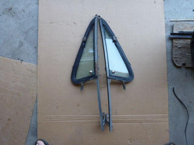 1984 chevrolet 1/2 ton chevy pickup truck silverado pair front vent windows oem