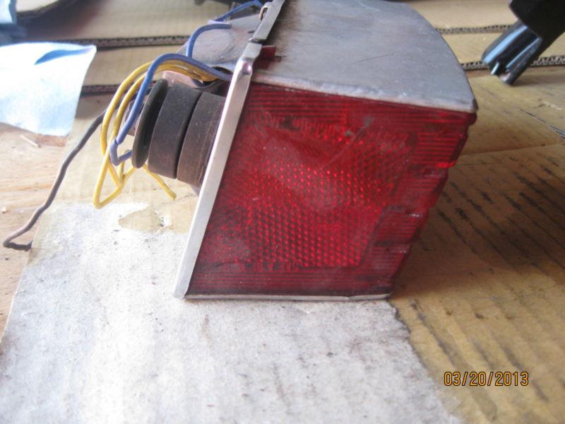 1982 YAMAHA XV920R VIRAGO STOP / TAIL LIGHT, US $9.95, image 4