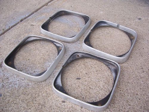 1968 olds cutlass supreme headlight bezals,442,hurst,vista cruiser,f85,68,trim