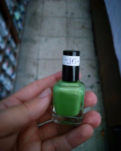 J13 - sea grass green - nissan - touch up paint - scratch - chip