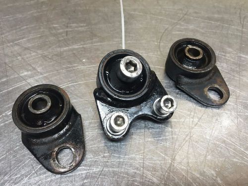 Honda 250r pipe &amp; silencer hangers trx250r trx fourtrax