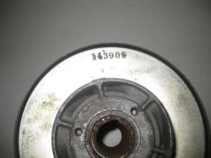 SALSBURY DRIVEN CLUTCH 143909 VINTAGE SNOWMOBILE ATV'S NOS ITEM, US $100.00, image 2