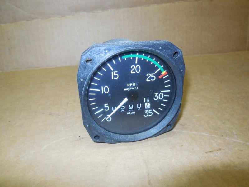 Aircraft tachometer mitchell low hours  cable drive.  piper beech cessna