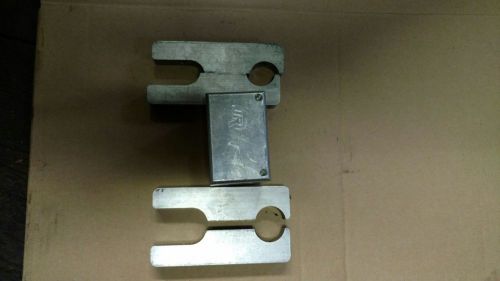 Jr dragster motor plate clamps and jack shaft tower