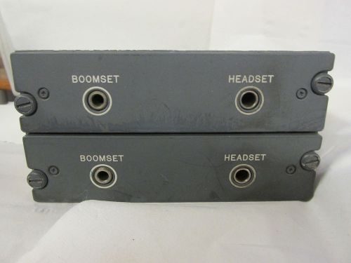 Z019 pair of b 747 737 head set plug panels