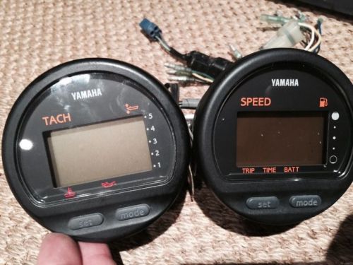 Yamaha outboard gauges