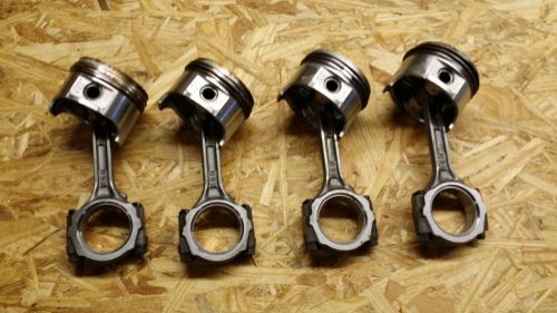 Suzuki df70 pistons 12111-99e01 and connecting rod assemblies 12160-86002