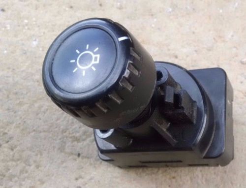 92 - 94 isuzu trooper headlight switch and knob