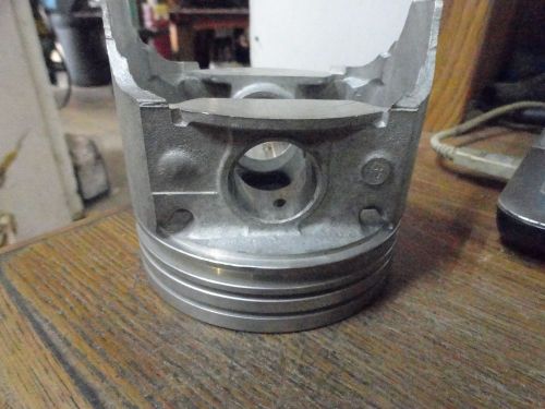3923295 gm piston