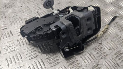 Range rover spt tdv6 hse a 4 door suv 2006 door lock mech (rear driver side)