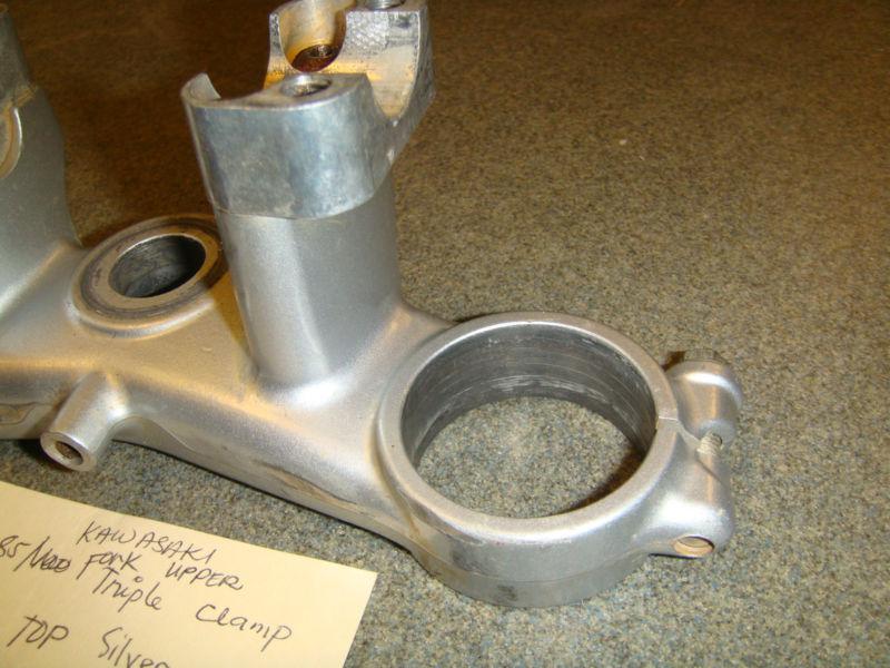 Sell 2005 KAWASAKI KX85 FORK UPPER TRIPLE CLAMP SILVER 44039002345 in