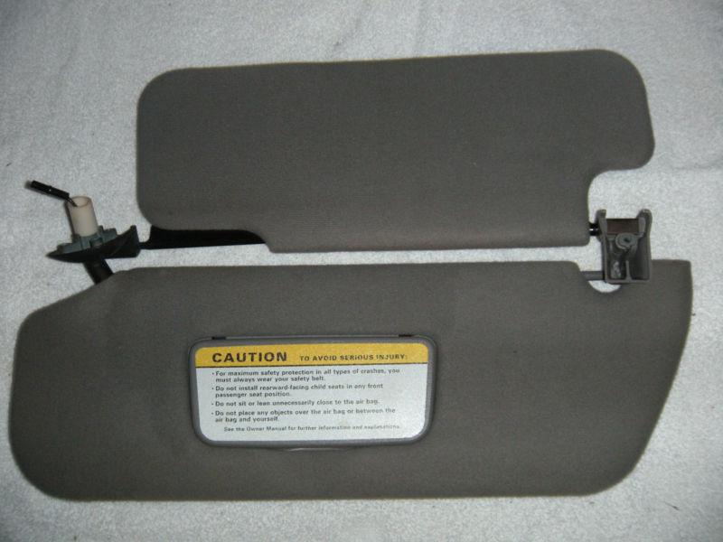 Sell 95 96 97 98 99 00 01 FORD EXPLORER OEM DUAL SUN VISOR SHADE