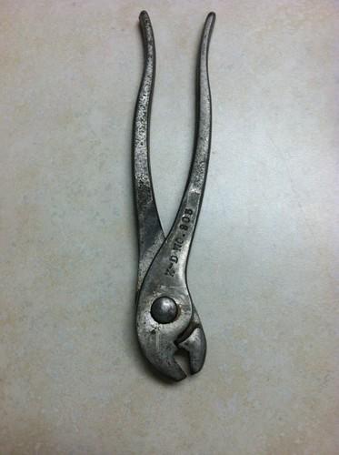 Vintage k-d battery nut pliers, no. 203