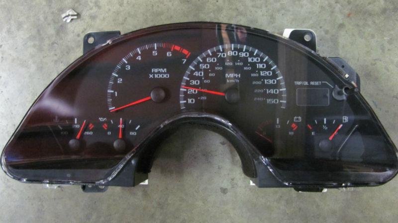 1998-2002 camaro z28 ss gauge cluster speedometer, rare 150 mph oem 98 99 00 01 