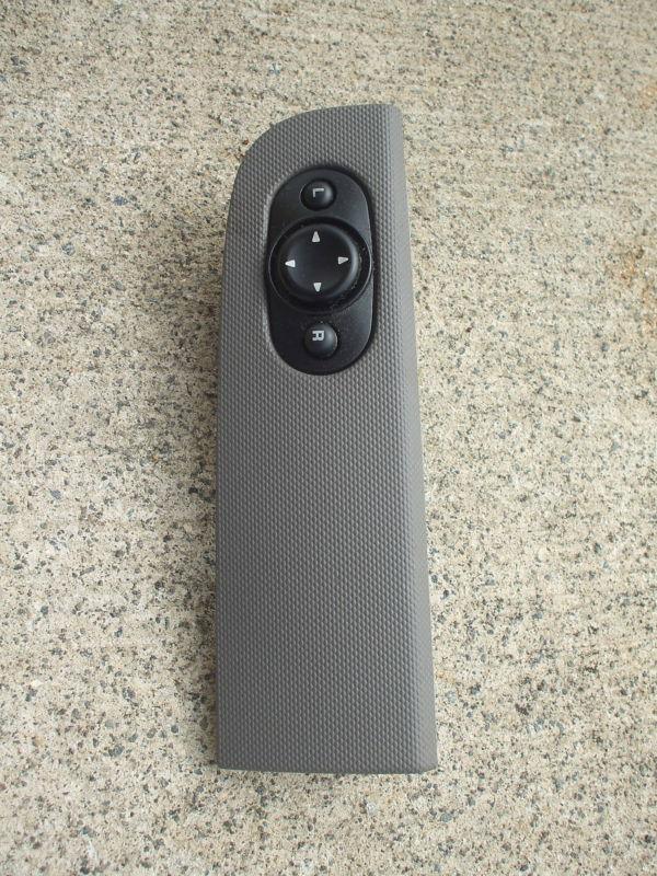 01 02 03 04 05 06 dodge stratus power mirror switch control w/ bezel trim