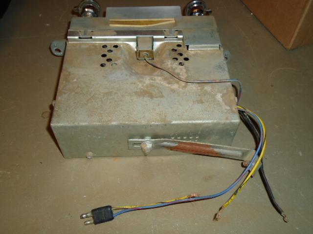 Sell 1967 FORD GALAXIE 500 AM RADIO WITH KNOBS AND MOUNTING BRACKET ...