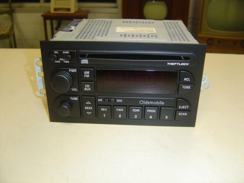 Oldsmobile am-fm cd '96-2000 model (delco 16213333)