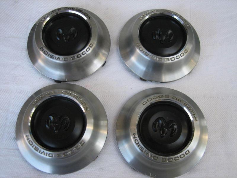1989 dodge power ram charger van or truck center wheel caps 520557793 oem