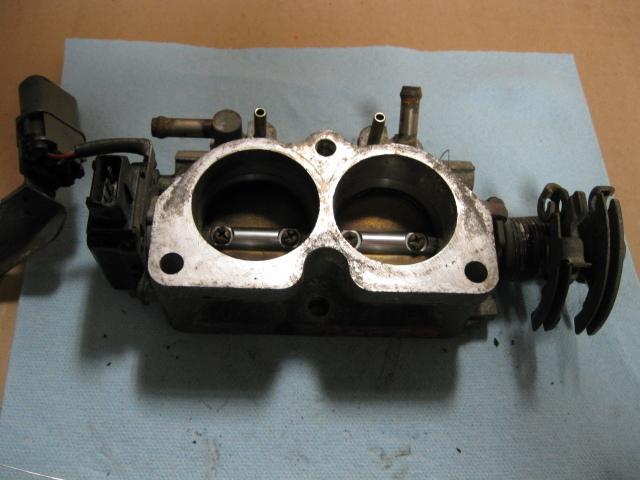 Throttle body nissan maxima 89 90 91 92 93 94 33298