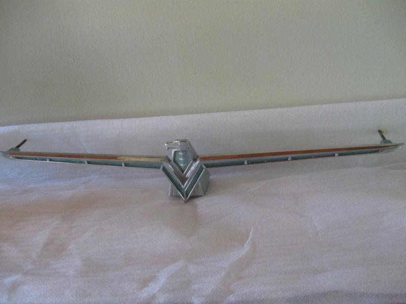 1966 ford thunderbird grill ornament c6sb-8194-a 