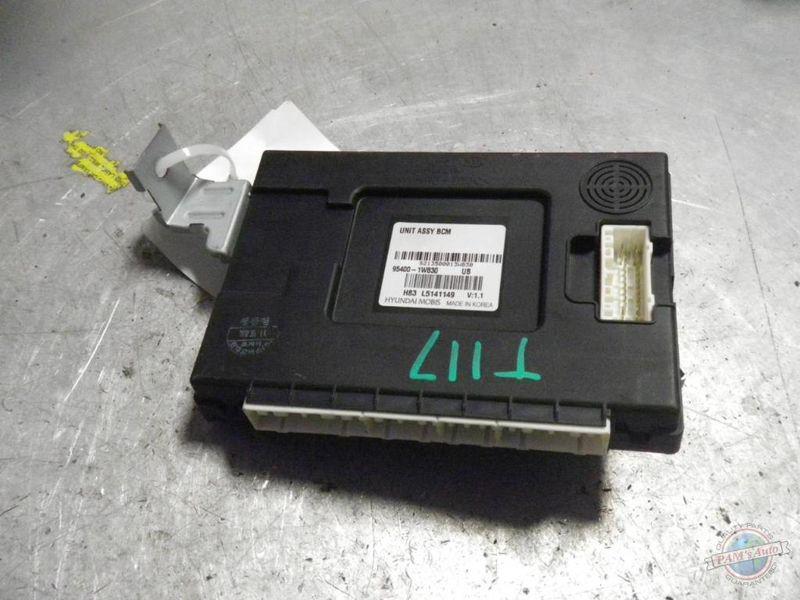 Bcm/ecu rio 1125437 12 bcm ecu 95400-1w830