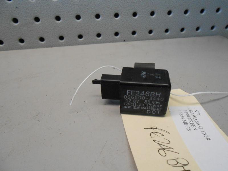 Sell K75 Kawasaki Ninja ZX6R 1999 Turn Signal Flasher Relay FE246BH in