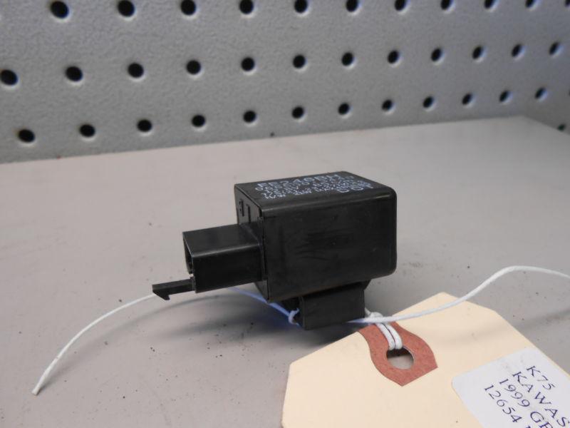 Sell K75 Kawasaki Ninja ZX6R 1999 Turn Signal Flasher Relay FE246BH in