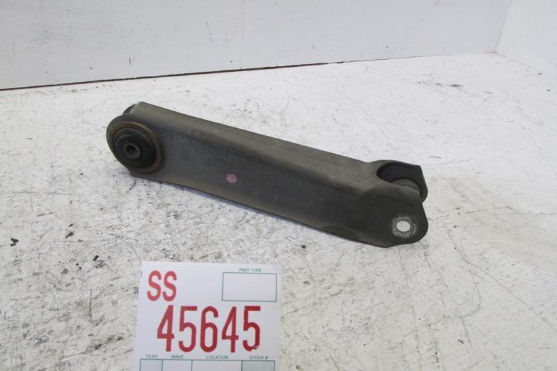 Sell 9097 LINCOLN TOWN CAR RIGHT PASSENGER REAR SUSPENSION UPPER CONTROL ARM OEM in Sugar Land