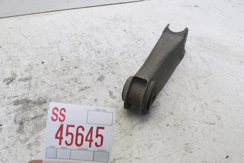 Sell 9097 LINCOLN TOWN CAR RIGHT PASSENGER REAR SUSPENSION UPPER CONTROL ARM OEM in Sugar Land