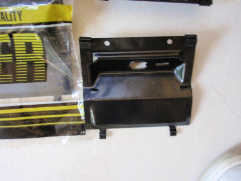 1969 Camaro instrument panel lamp four (4) socket plates OEM, US $98.00, image 2