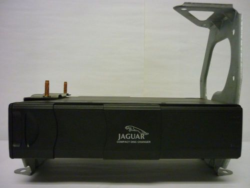 Jaguar x-type compact disc cd changer with magazine and mounts 1x43-18c830-ab