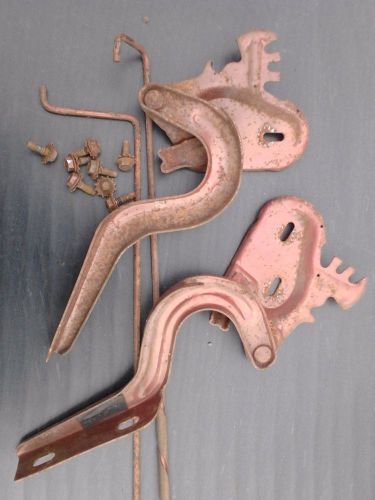 1966 mustang convetable trunk hinges with torsion rods and hardware