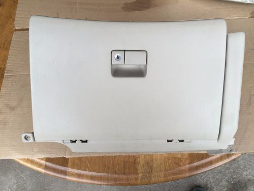 99 00 01 02 toyota solara oem glove box