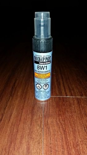 Genuine toyota touch up paint 1/2 oz pen &amp; brush 8w1 clearwater blue metallic