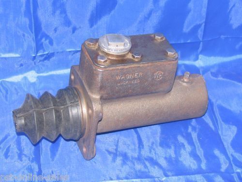 Brake master cylinder 1957 58 dodge truck d700 d800 d900