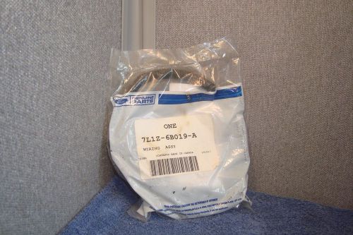 Wiring block heater extension new oem ford 7l1z-6b019-a fits navigator 5.4l  j9