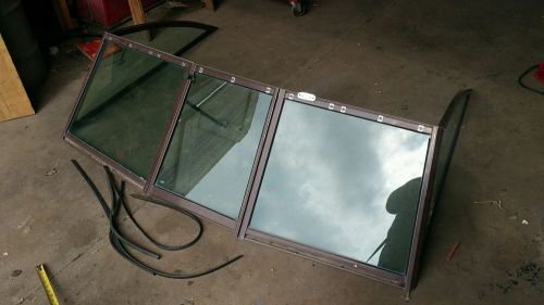 5 piece windshield for boat! easy install!!