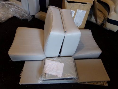 Wise deluxe back to back lounge seat