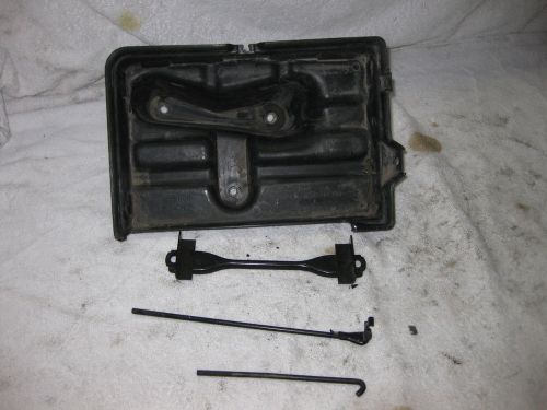 98-05 lexus gs300,400,430 battery tray lower under battery cover oem assembly