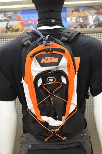 Genuine ktm ogio baja hydration bag pack 1.5 gallon 2 liter 3pw1670700